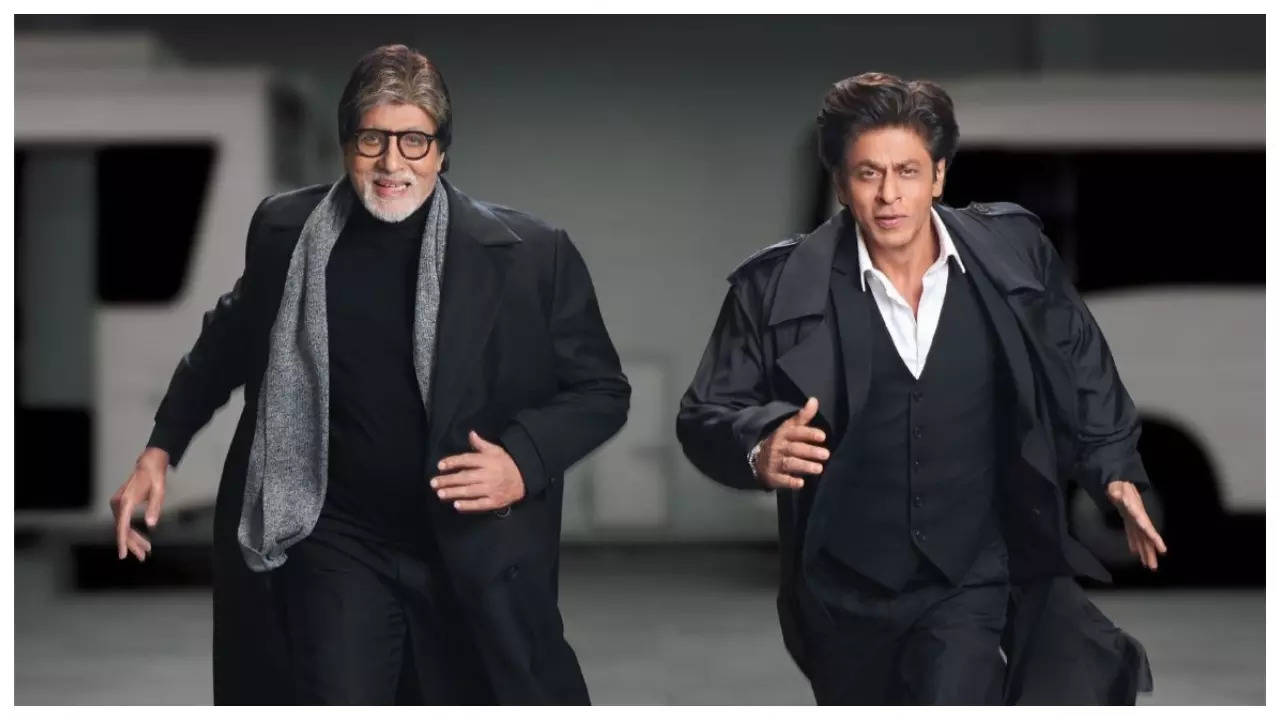 Read more about the article Shah Rukh Khan ने Amitabh Bachchan को उनके 81वें जन्मदिन पर हार्दिक शुभकामनाएं दी।